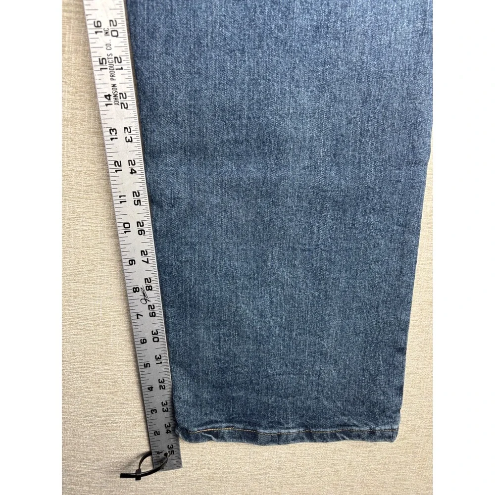 Wrangler Authentics Men's 38x34 Straight Leg Blue Medium Waste Jeans